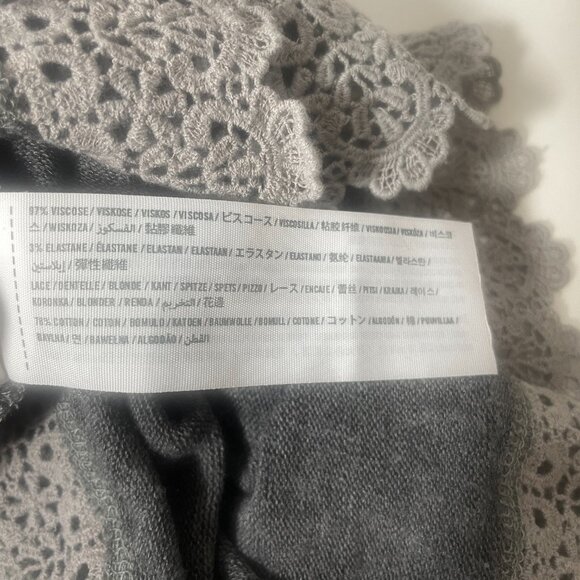 Abercrombie & Fitch Grey Racerback Lace Trim Crop Top Size XS Knit Y2K - Picture 5 of 6